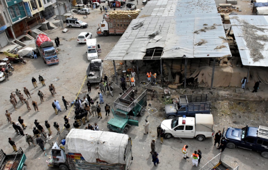 Ataque bomba en Pakistán mata a 20 personas
