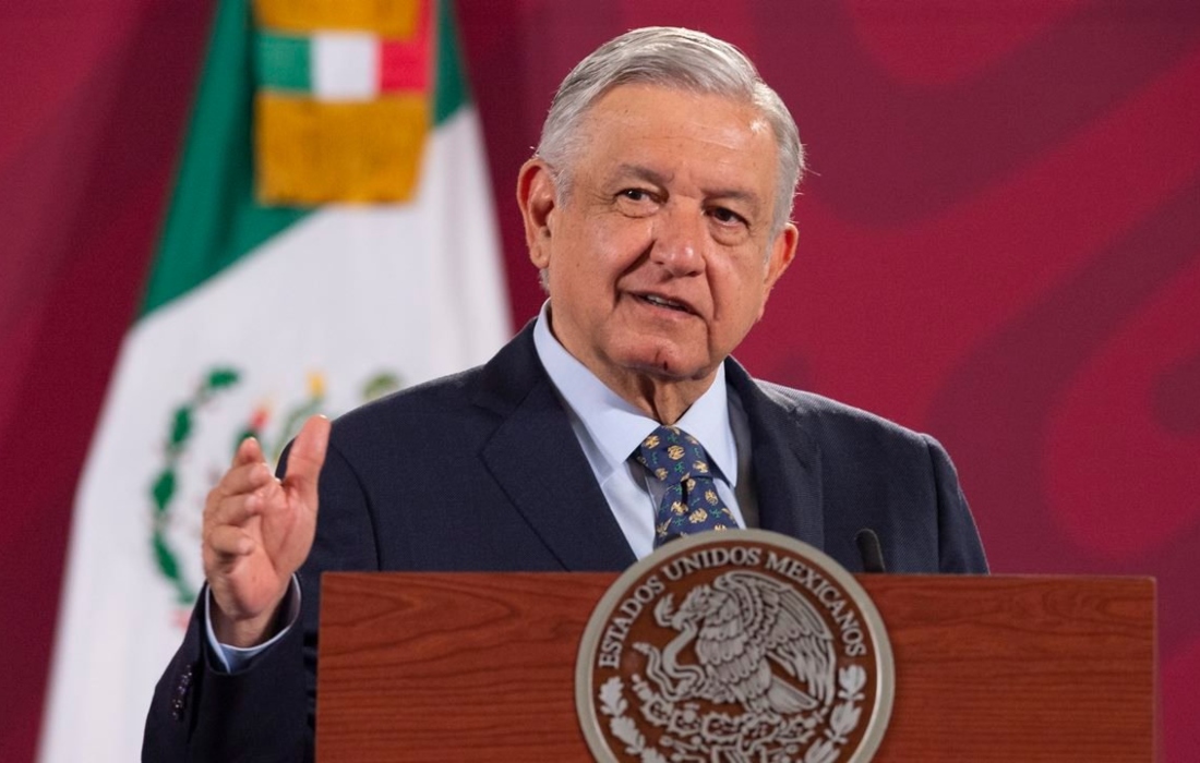 López Obrador firma decreto para la compra de medicamentos con la ONU